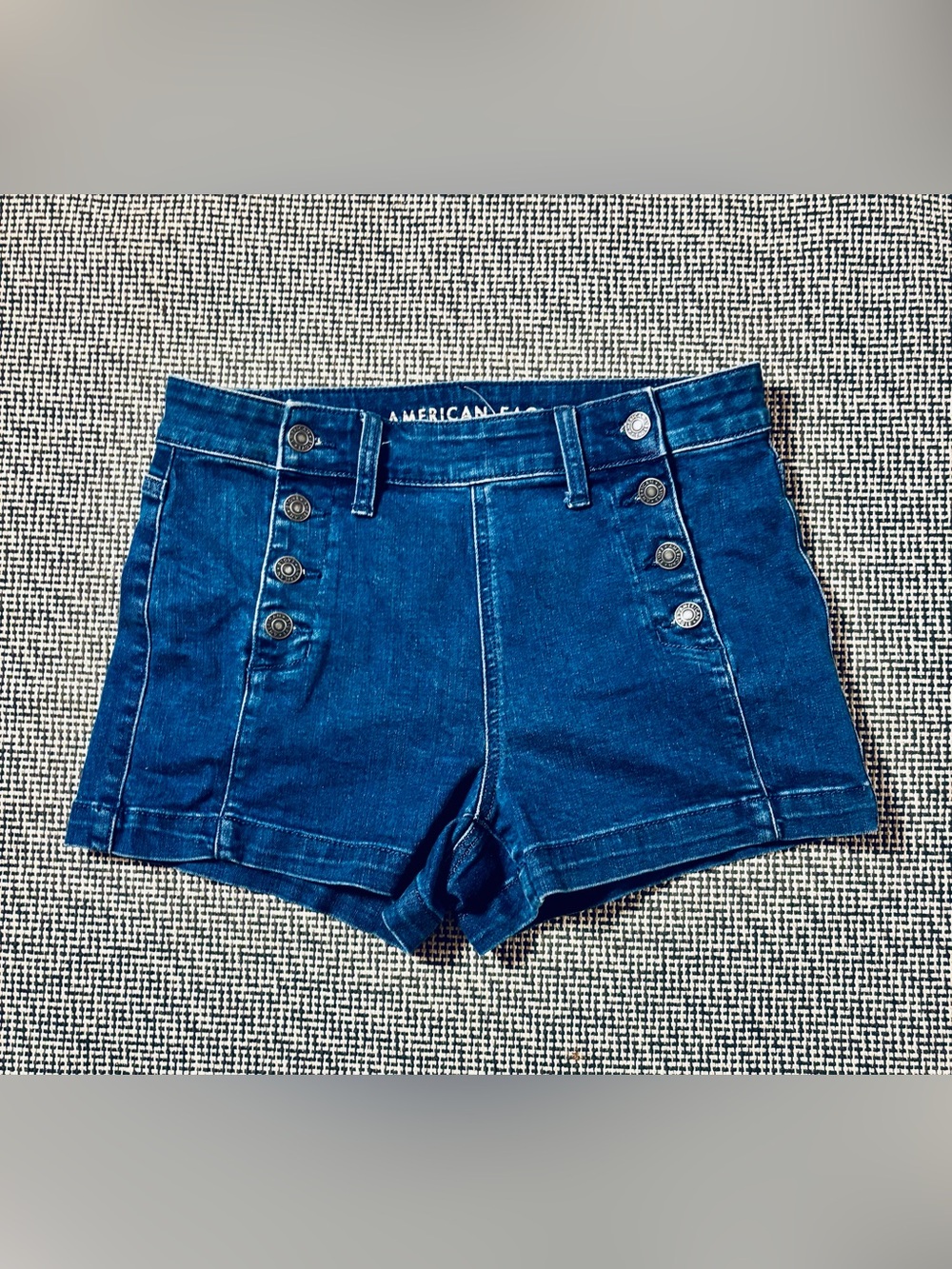 American Eagle Women’s, High Waist, Stretchy, Button On Front, Size 10